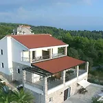 Kaic Apartman Rogač