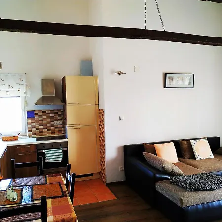 Kaic Apartmán Rogač