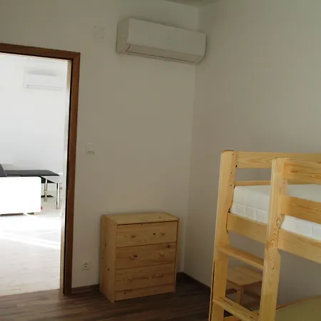 Kaic Апартаменты Рогач