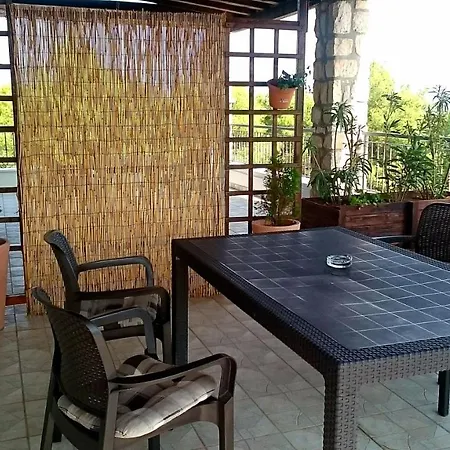 Kaic Apartmán Rogač