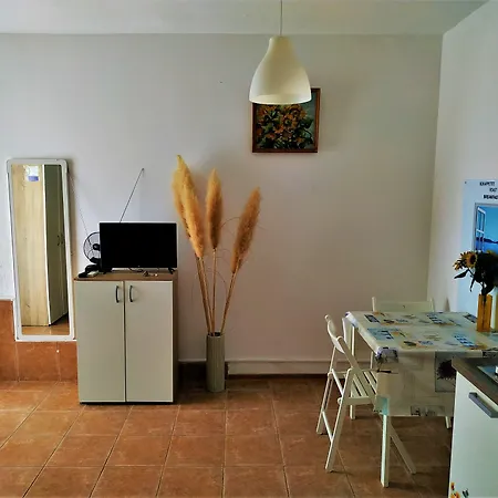 Kaic Apartman Rogač
