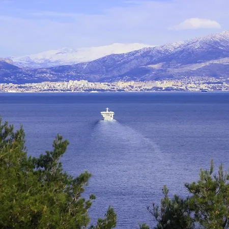 Kaic Apartman Rogač